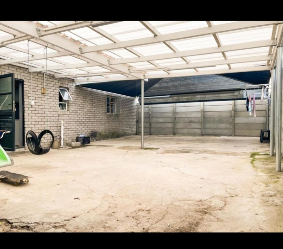 4 Bedroom Property for Sale in Rondevlei Park Western Cape